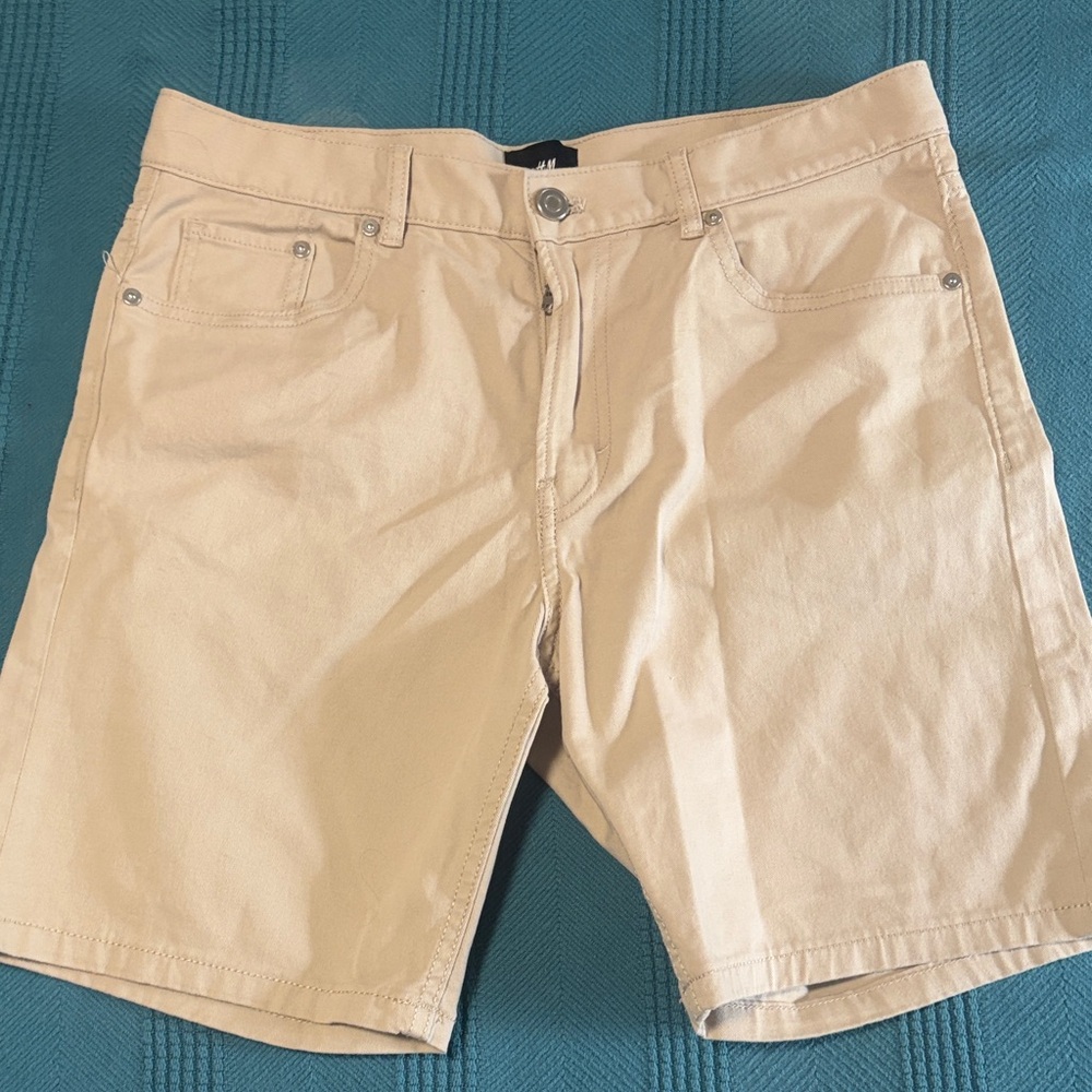 H&M Men's Beige Jean Shorts
